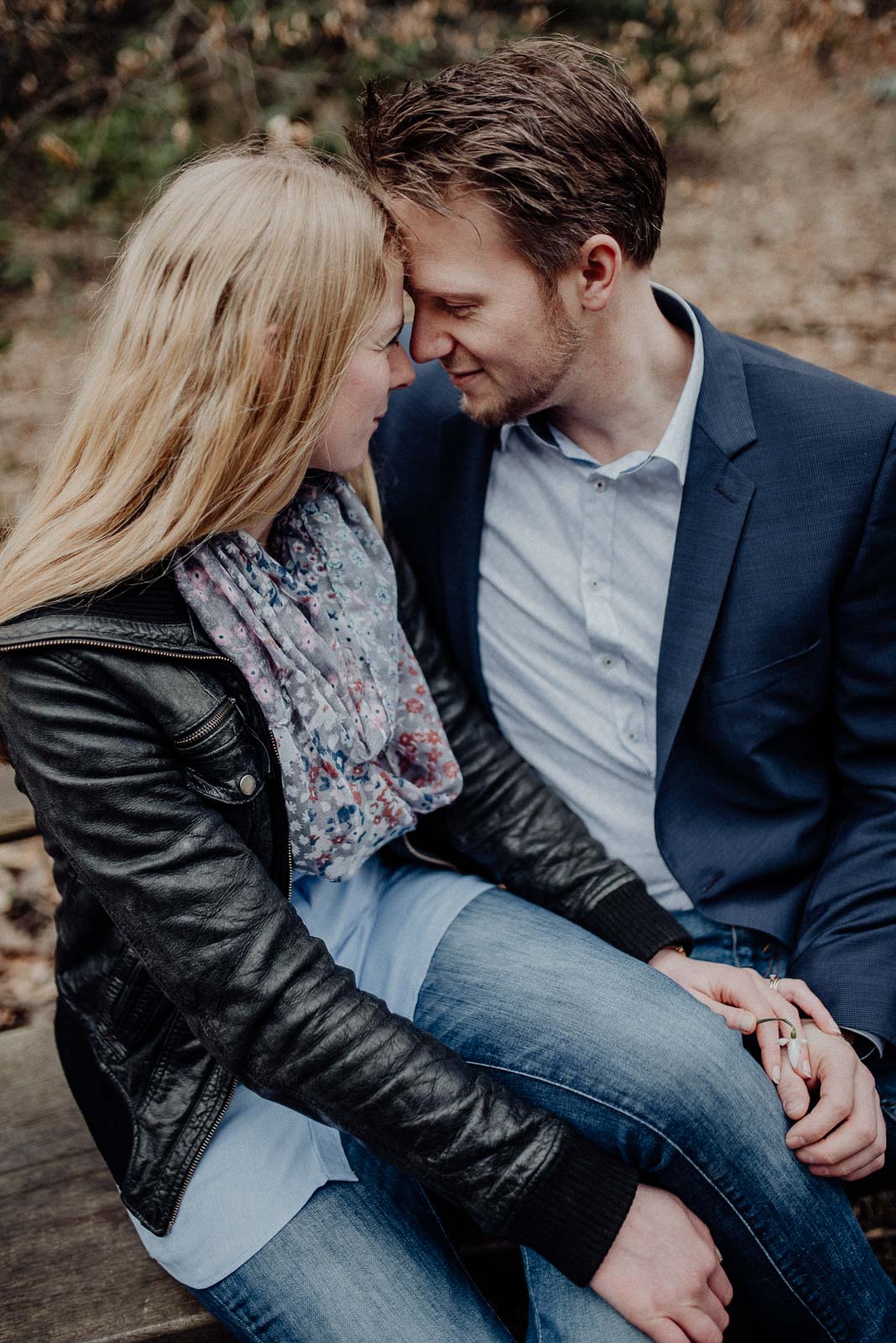 013-verlobungsshooting-engagement-fotograf-witten-rombergpark-dortmund