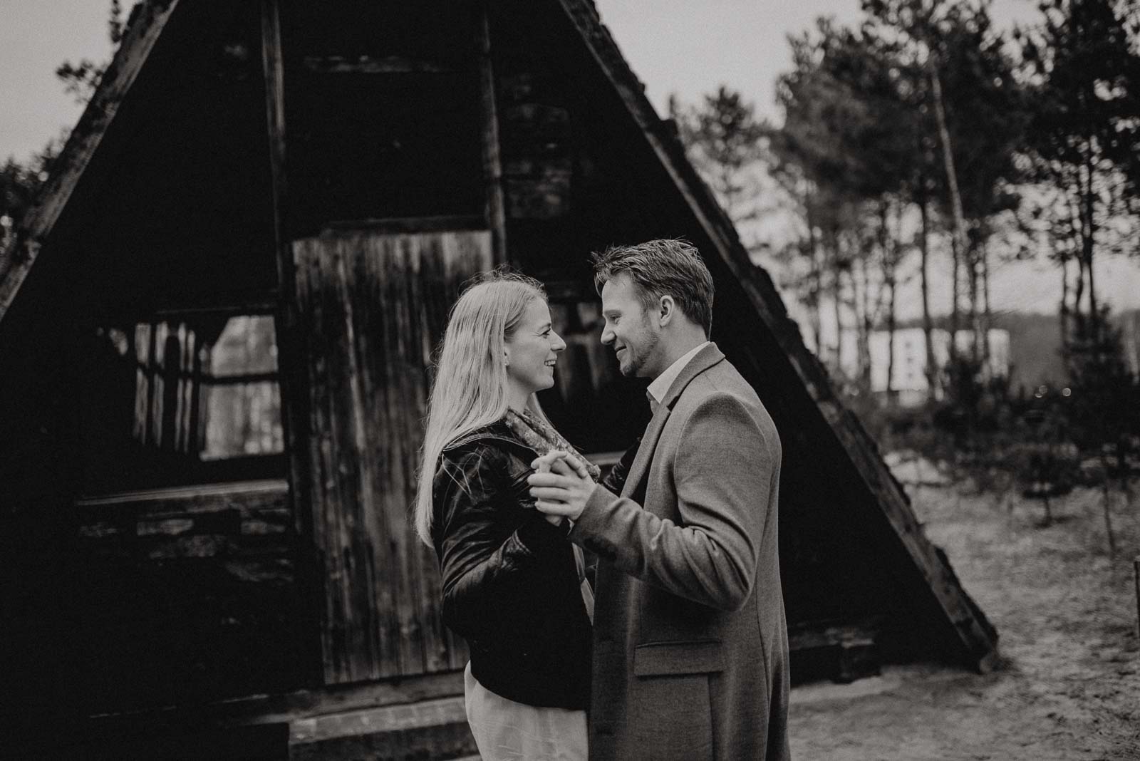 044-verlobungsshooting-engagement-fotograf-witten-rombergpark-dortmund