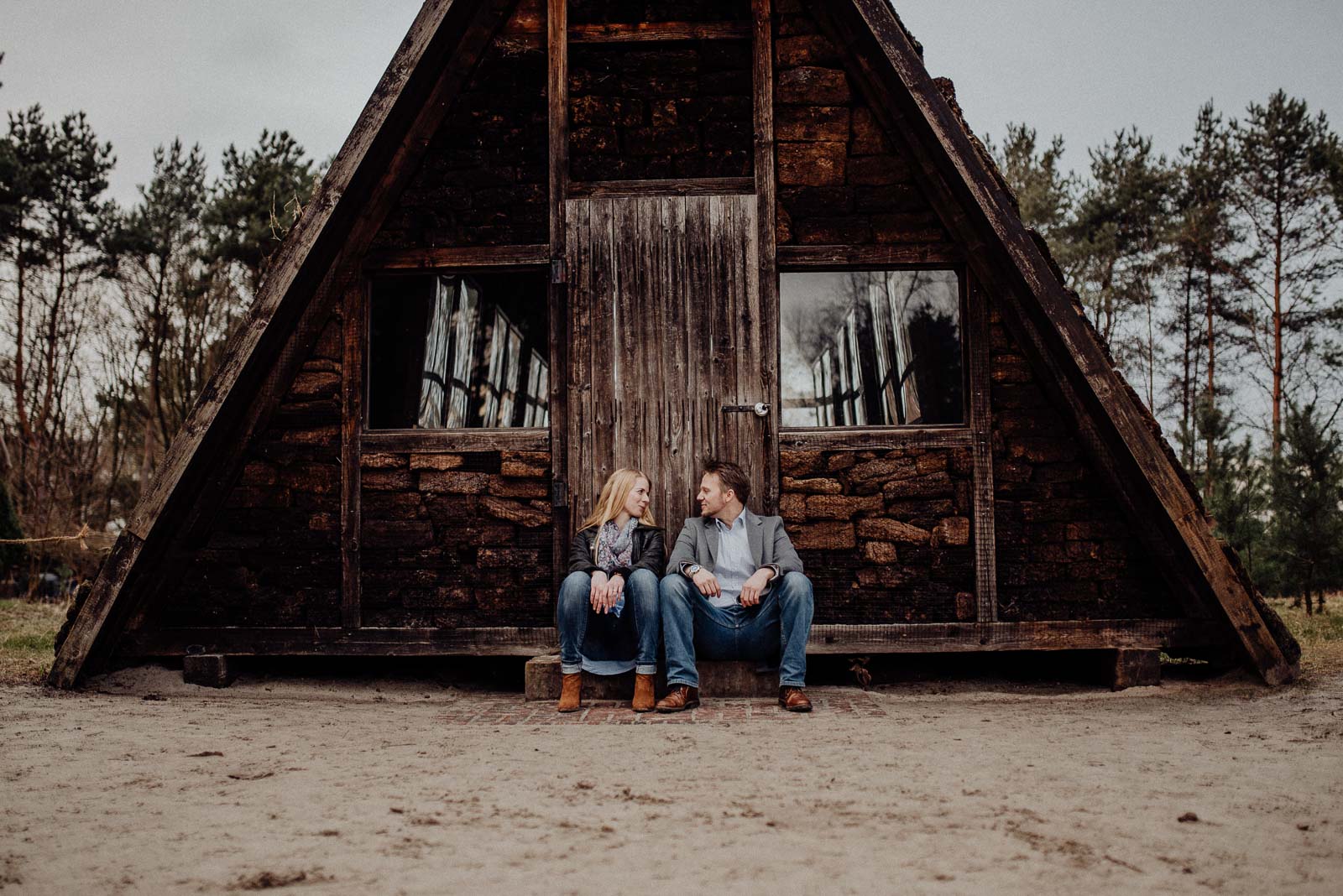 049-verlobungsshooting-engagement-fotograf-witten-rombergpark-dortmund