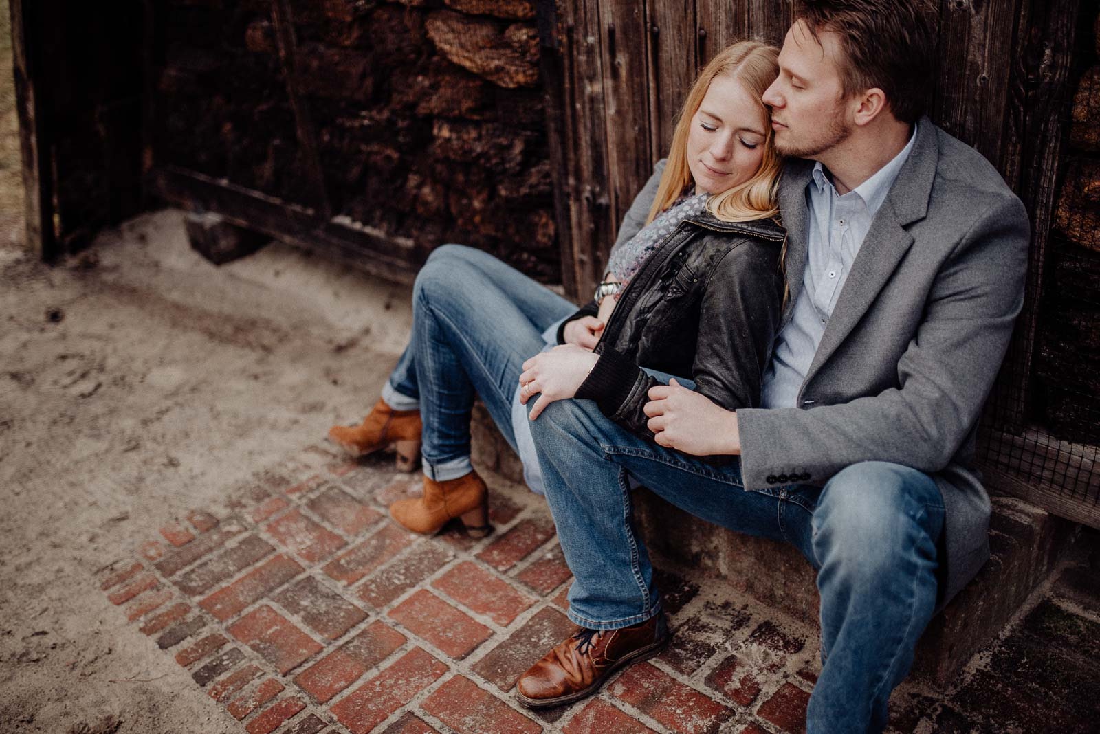 051-verlobungsshooting-engagement-fotograf-witten-rombergpark-dortmund