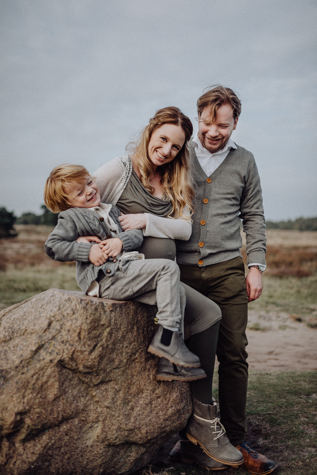 024-designparaplus-familienshooting-heide-boho