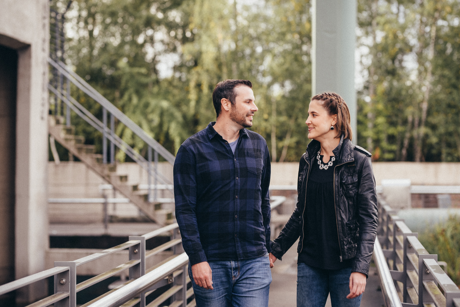 014-designparaplus-lovebirds-fotografie-bochum-paarshooting-jahrhunderthalle