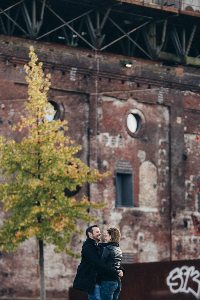 032-designparaplus-lovebirds-fotografie-bochum-paarshooting-jahrhunderthalle 032-designparaplus-lovebirds-fotografie-bochum-paarshooting-jahrhunderthalle