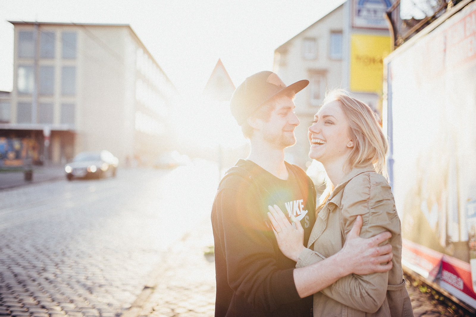 027-downtown-coupleshoot-witten-urbanes-paarshooting