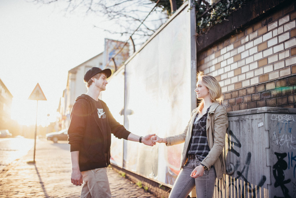 028-downtown-coupleshoot-witten-urbanes-paarshooting