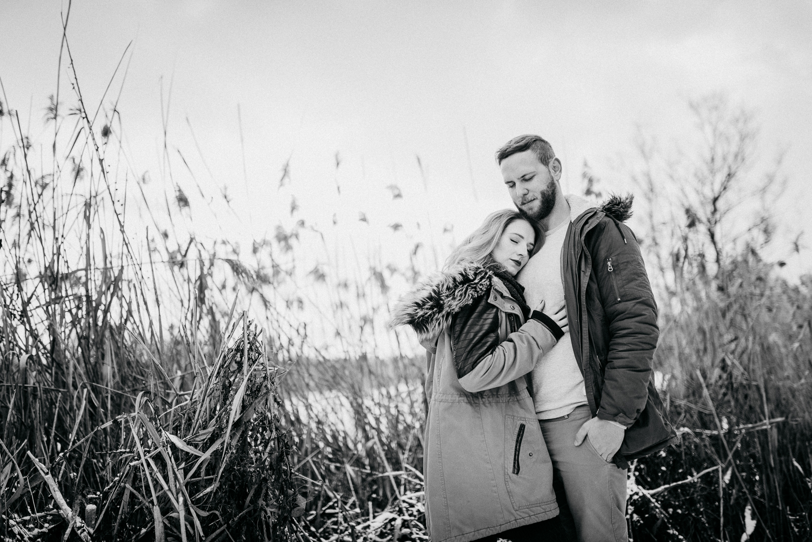 002-designparaplus-schneeshooting-heide-moor-paarshooting-fotograf-witten 002-designparaplus-schneeshooting-heide-moor-paarshooting-fotograf-witten