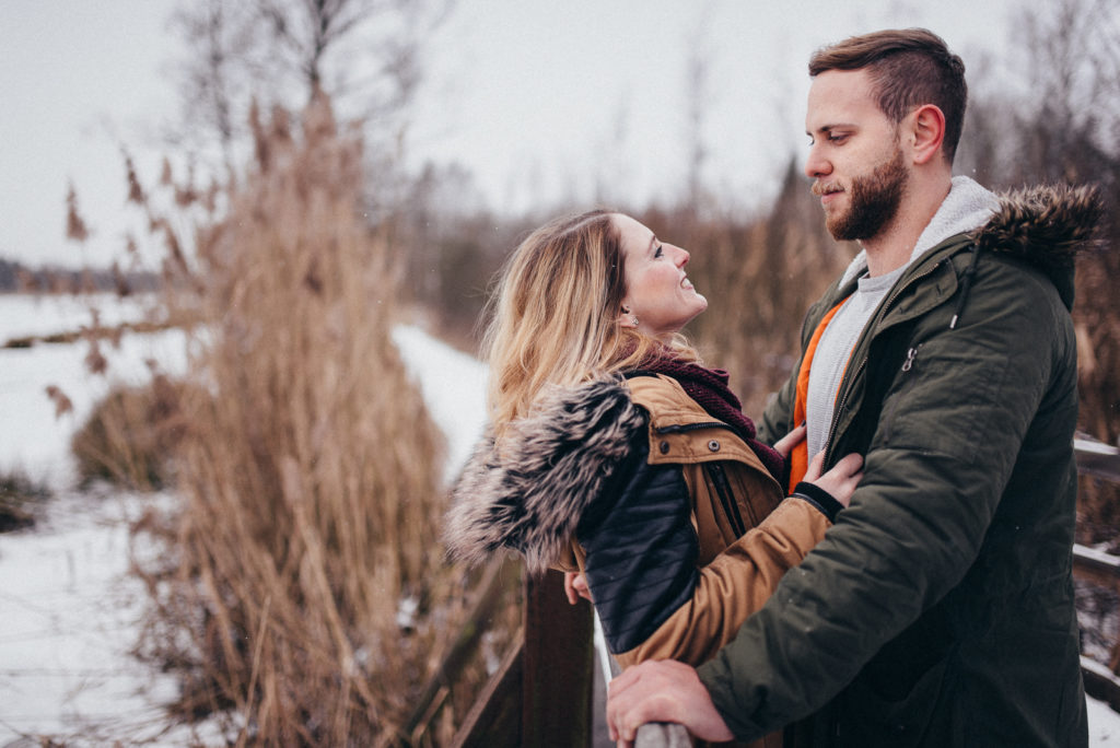 014-designparaplus-schneeshooting-heide-moor-paarshooting-fotograf-witten