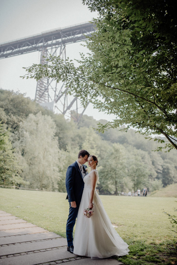 086-designparaplus-hochzeit-muengstenerbruecke-hausmuengsten-hochzeitsfotograf-witten