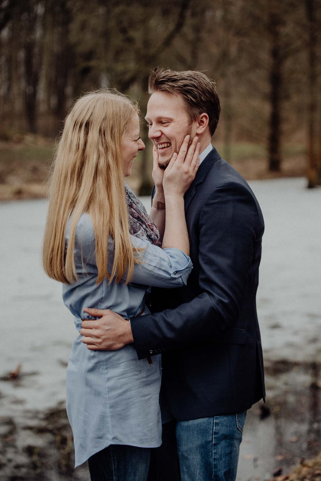 009-verlobungsshooting-engagement-fotograf-witten-rombergpark-dortmund