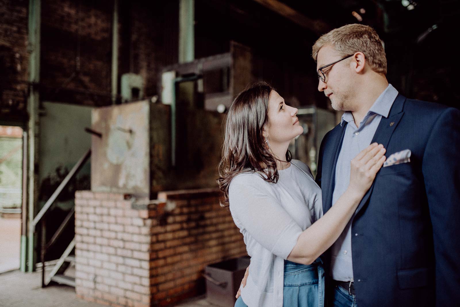 026-engagment-verlobung-shooting-hattingen-henrichshuette