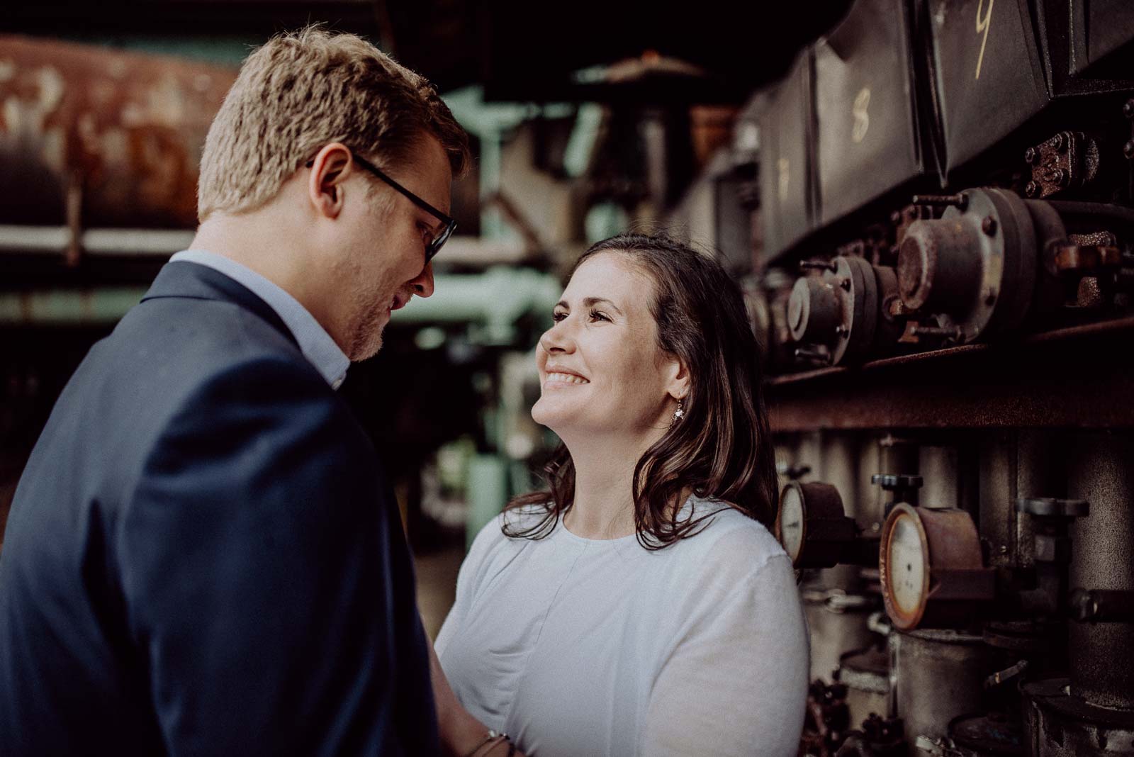 044-engagment-verlobung-shooting-hattingen-henrichshuette