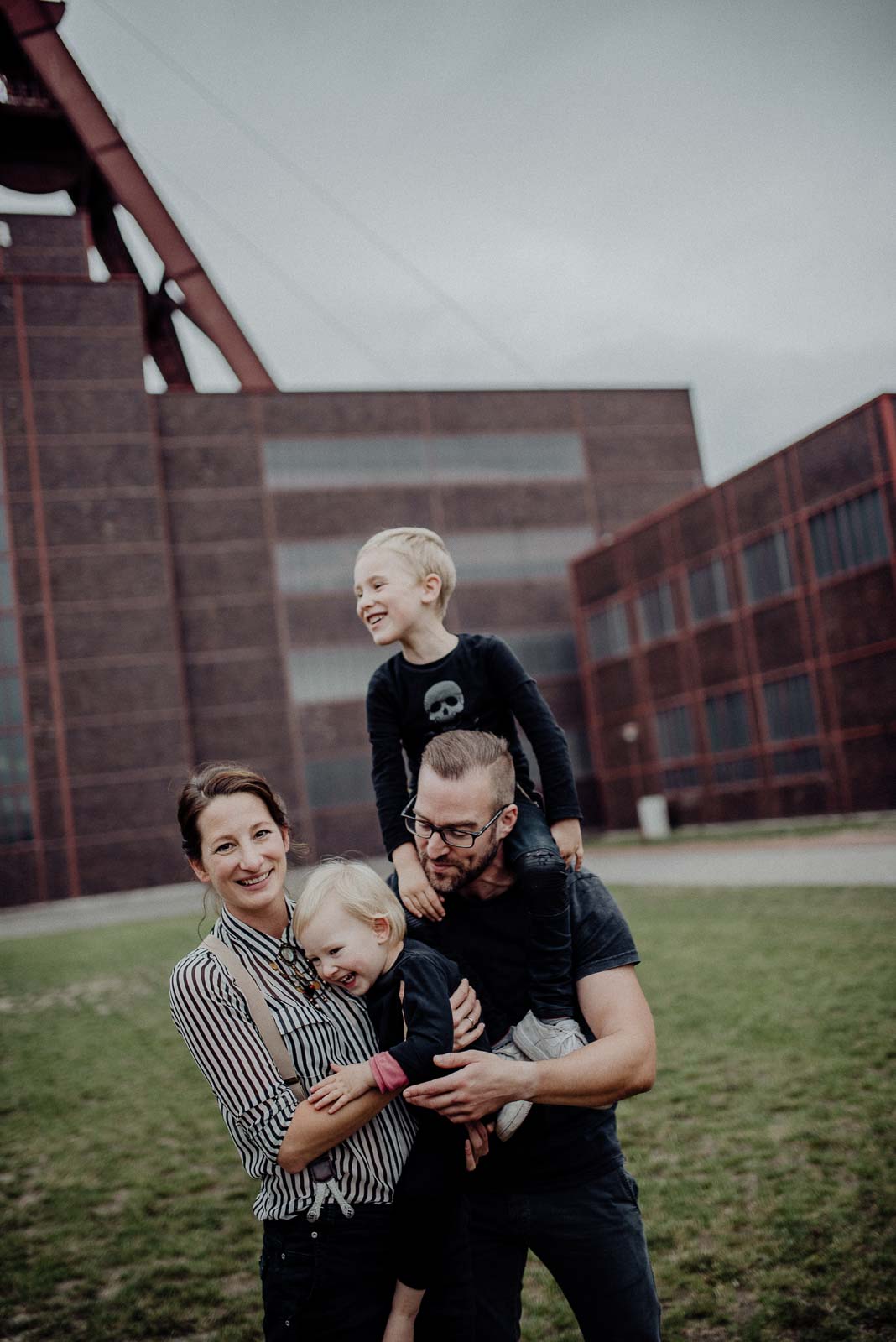 Familieportrait vor Foerdertum