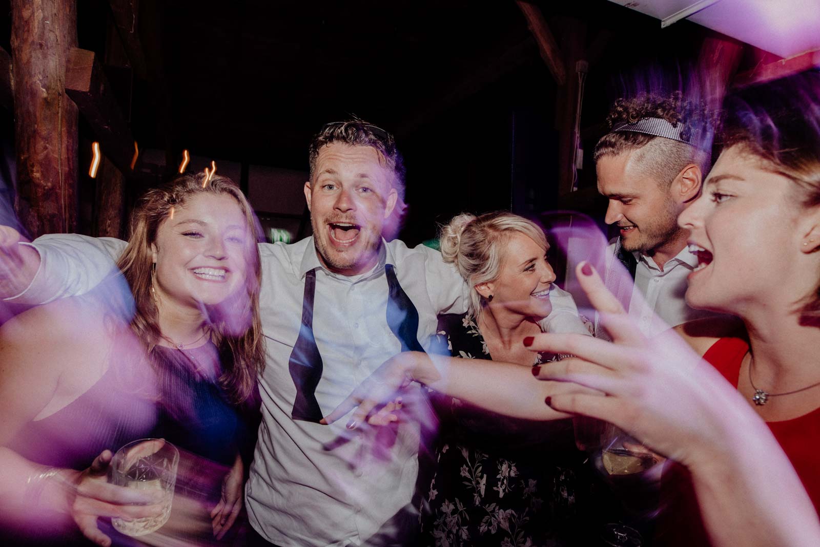 Hochzeitsfotograf Witten Blitzbilder und Partybilder Hochzeit