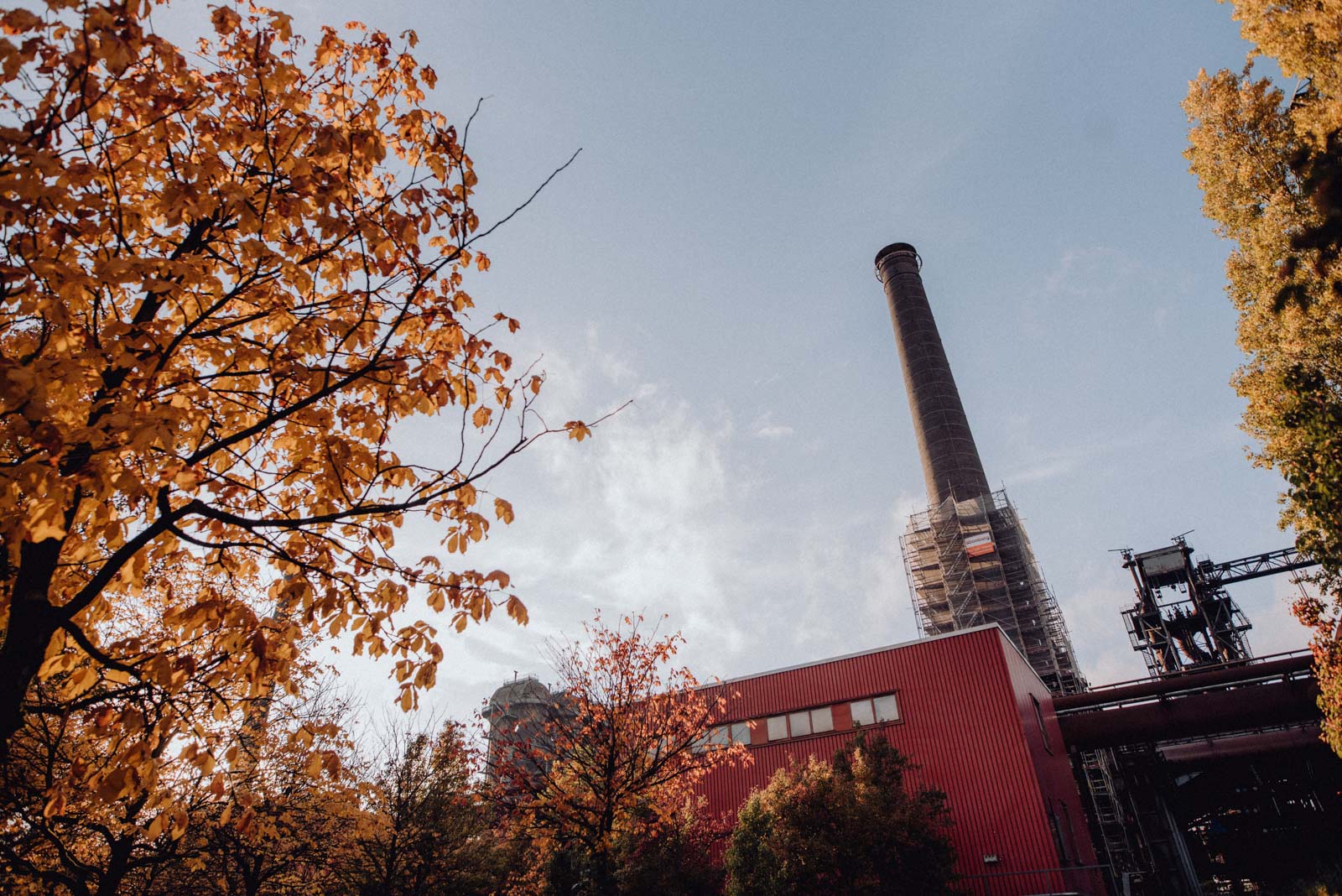 001-Babybauch-Shooting-Paarshooting-LaPaDu-Fotograf-Ruhrgebiet-Industriegebiet