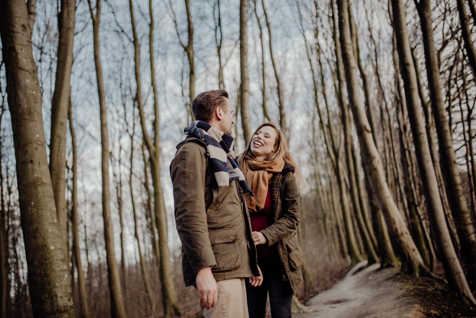 Babybauch-Shooting-Wald-Natur-Witten-Familienfotografie-Familienfotos