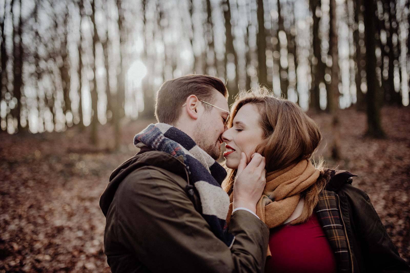 027-Babybauch-Shooting-Wald-Natur-Witten-Familienfotografie-Familienfotos