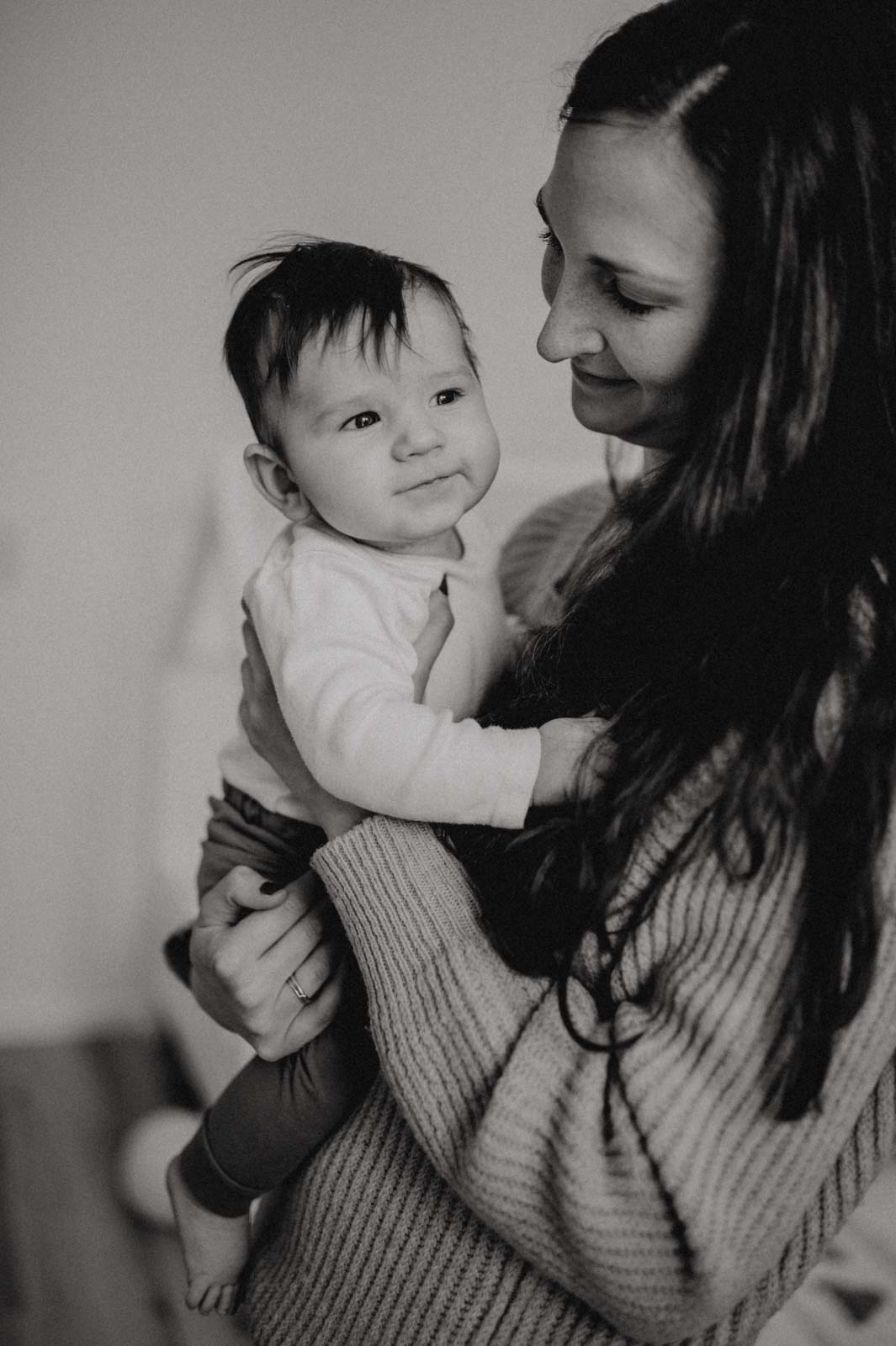 040-homestory-ungestellte-familienfotos-witten-dokumentarische-familienfotografie