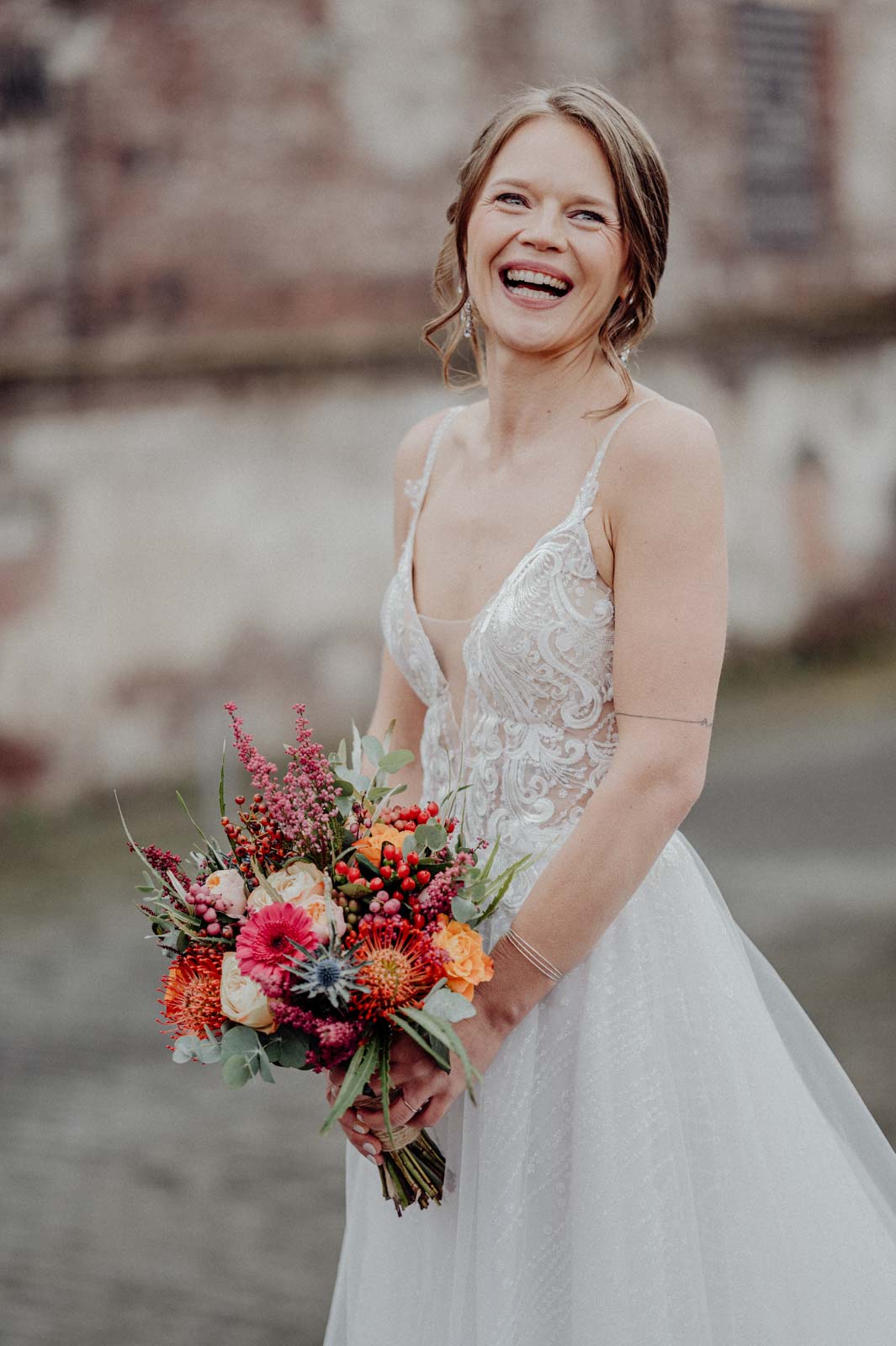 036-hochzeit-jahrhunderthalle-bochum-paarshooting-1stlook