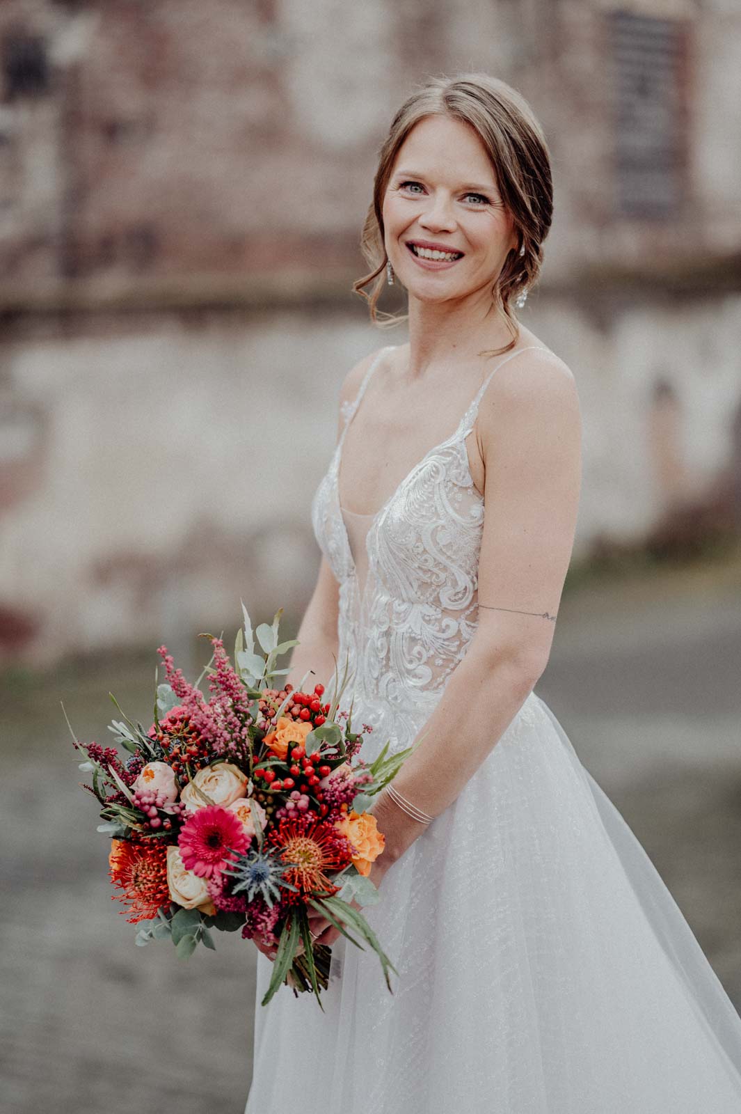 038-hochzeit-jahrhunderthalle-bochum-paarshooting-1stlook