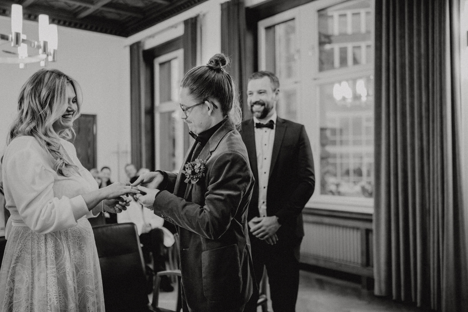 052-©gescheschmidt-hochzeit-dortmund-altes-stadthaus-trauung