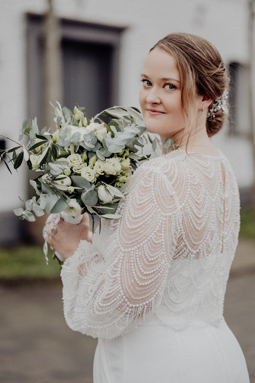 108-©gescheschmidt-hochzeitsfotografin-haus-neersdonk-paarshooting-brücke