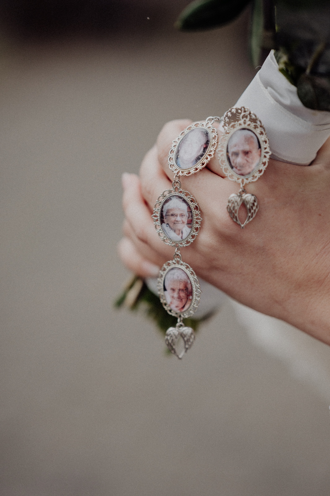 110-©gescheschmidt-hochzeitsfotografin-haus-neersdonk-paarshooting-brücke