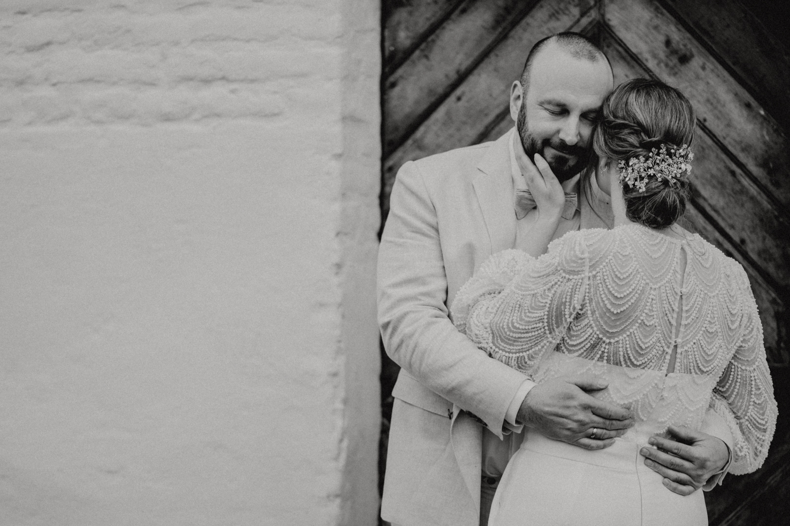 130-©gescheschmidt-hochzeitsfotografin-haus-neersdonk-paarshooting-brücke